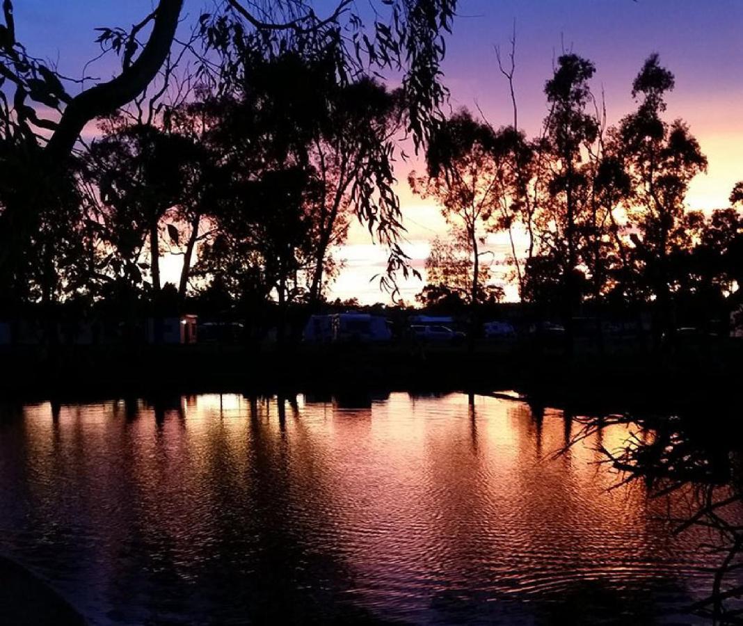 Backpacker, Worktime Accommodation At C & C Stawell Exteriér fotografie